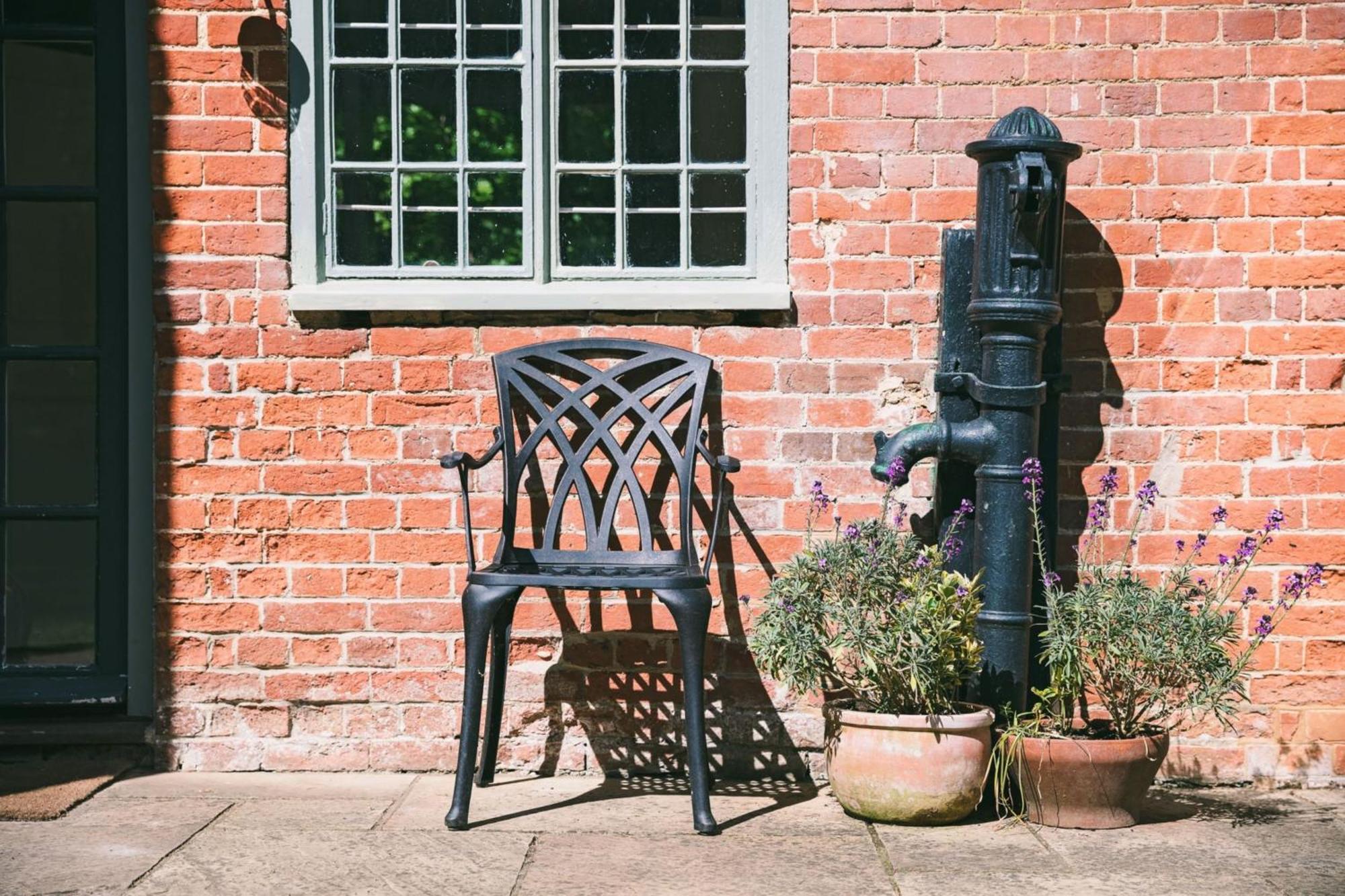 Bears Cottage Wood Norton Exterior photo